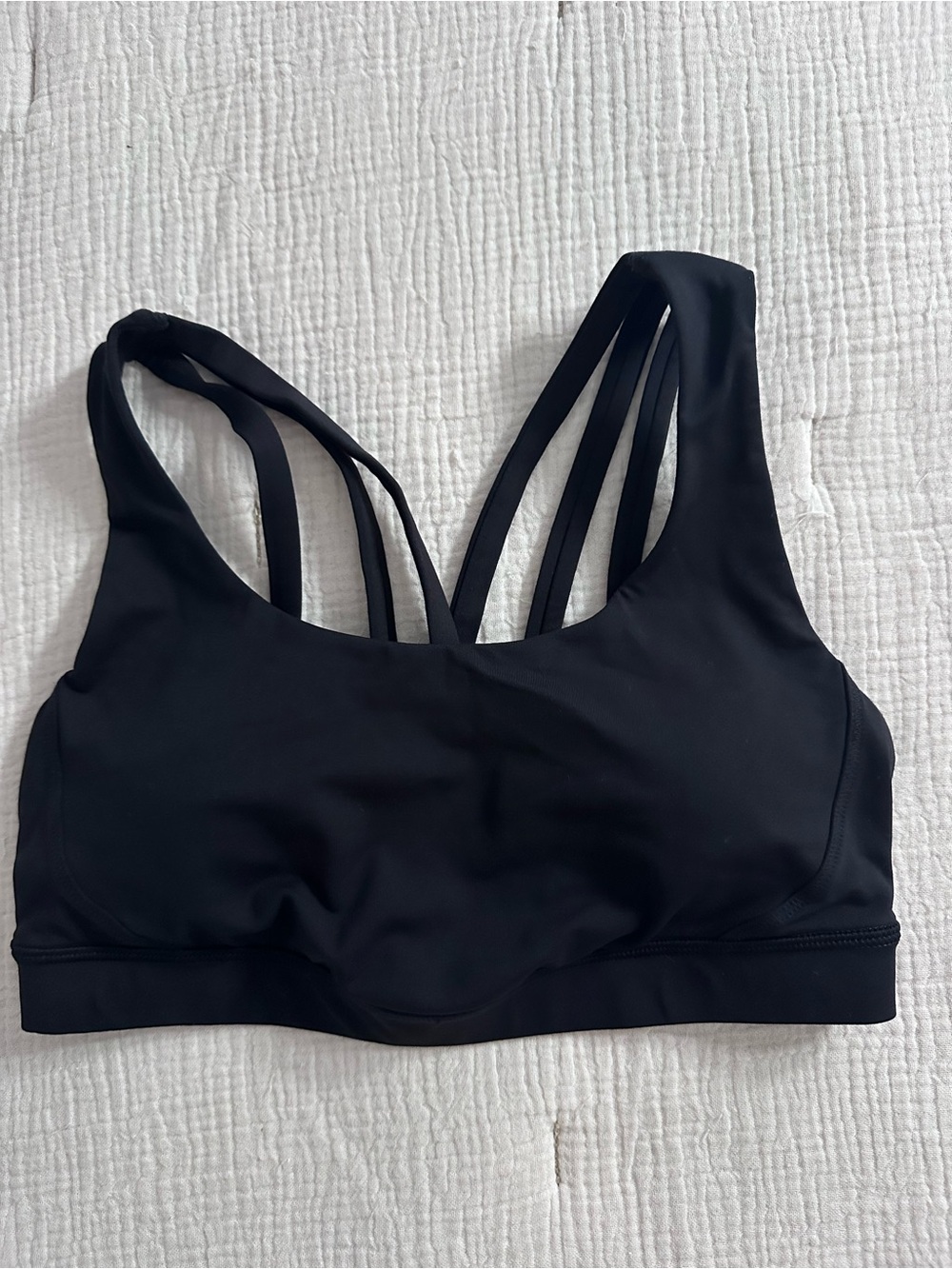 LULULEMON Sports Bra in Black Size 6 Medium